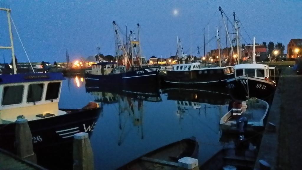 De Kluiskaemer In De Olde Banck Stavoren Luaran gambar